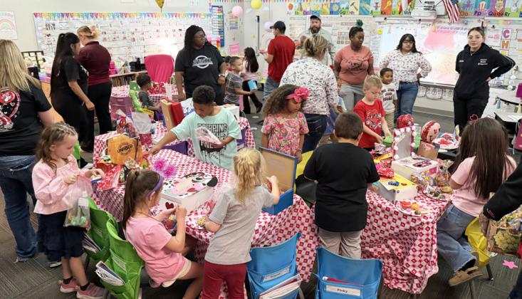 Post Elementary School celebrates Valentine’s with schoolwide parties
