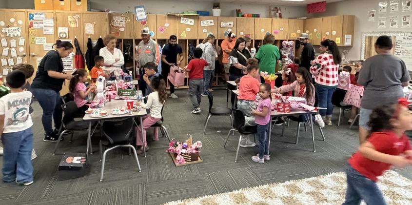 Post Elementary School celebrates Valentine’s with schoolwide parties