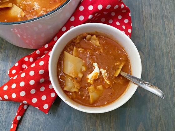 LASAGNA SOUP All the comforting flavors of lasagna come together in this cozy, one-pot soup—perfect for busy holiday nights. | ANGELINA LARUE PHOTO