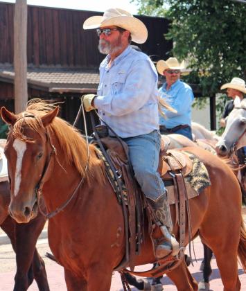 SPOTLIGHT ON RODEO PARADE