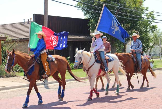 SPOTLIGHT ON RODEO PARADE