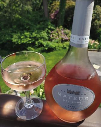 Maeteus Dry Rose Photo provided by Gus Clemens