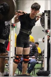Bold Gold send eight lifters to Regional Powerlifting Meet