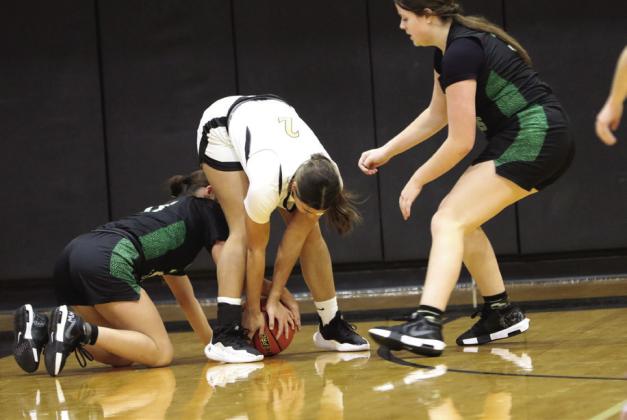 Antelopes see district record 1-7 after loss to New Deal