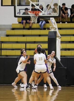 Bold Gold and Lady Lopes Basketball to compete at Wellman Tournament