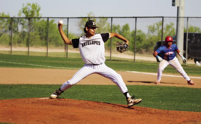 Bold Gold wraps up baseball season against Morton