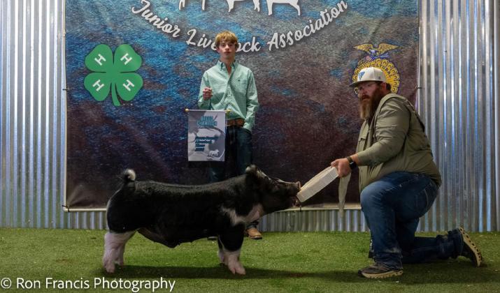 BREED CHAMPION BERK OAKLEY STRAWN-CASH