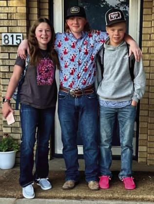 The Reed Family will have a busy school year. Mason is a senior, Collin is a sophomore and Kate’Lynn will be in the eighth grade. Will and Tamra Reed are the proud (and busy) parents. | COURTESY PHOTO