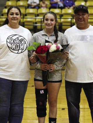 ALEXANDRIA HERNANDEZ Amber, Alexandria and Jose Hernandez | ABIGAIL RODRIGUEZ PHOTOS