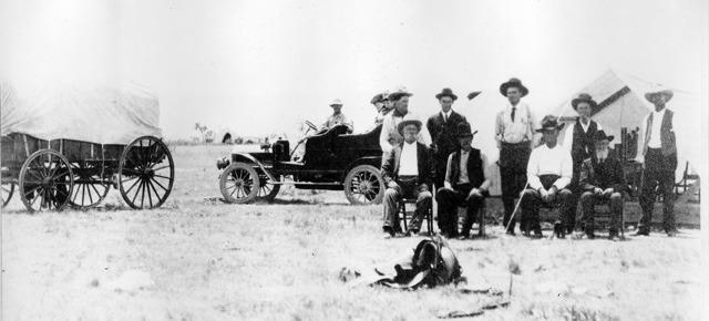 FIRST COUNTY COURT The first county court in 1907 marked the beginning of formal governance in Garza County, and it took place on land made available by Connell and his partners. That meeting bridged the transition from vast ranchland to an organized civic community. | PHOTO PROVIDED BY CONNELL MANAGEMENT LLC