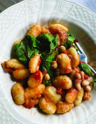 Gnocchi with Tomatoes, Spinach, and Cannellini Beans