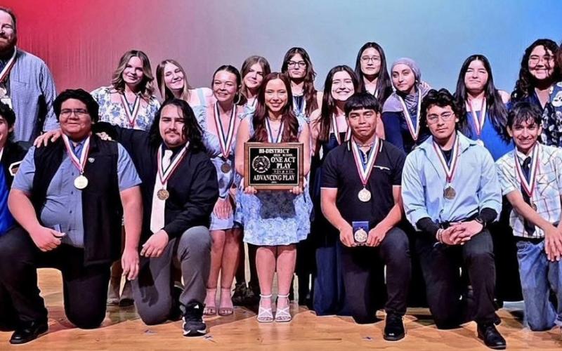 STAGE TRIUMPH Members of Post High School’s One Act Play cast and crew pose after earning the Bi-District Championship and advancing to the next round of competition. MORE PHOTOS, PAGE 5 | COURTESY PHOTO