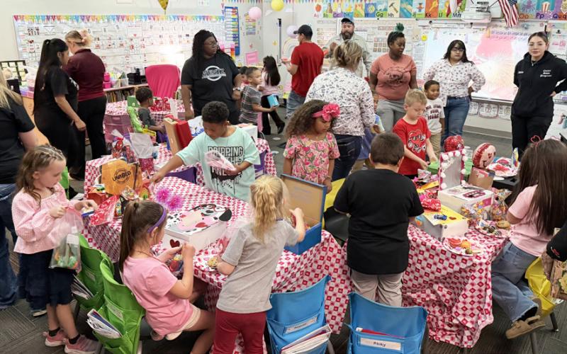 Post Elementary School celebrates Valentine’s with schoolwide parties