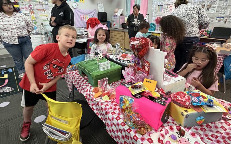 Post Elementary School celebrates Valentine’s with schoolwide parties