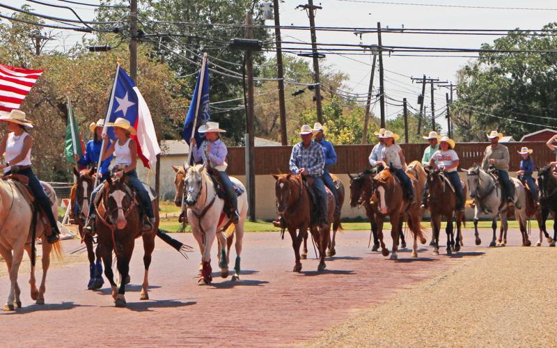 SPOTLIGHT ON RODEO PARADE