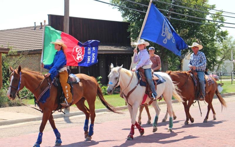 SPOTLIGHT ON RODEO PARADE