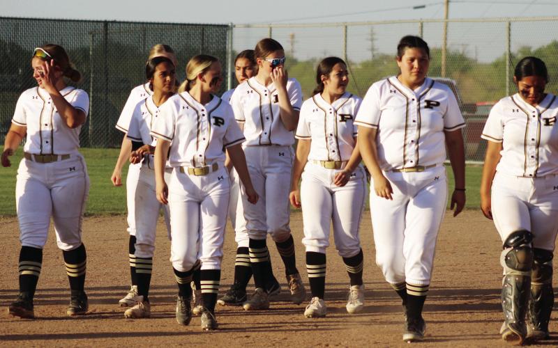 Lady Lopes recognize three seniors on senior night
