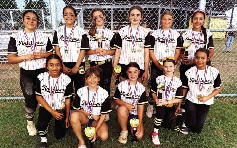 11/12 SOFTBALL Back Row: Ysabel Rivera, Kinley Gomez, Olivia Abraham, Davey Gomez, Lync Lott, and Maylen Mendez. Front Row: Dez’aniah Toudle, Lexie Arredondo, Halle Guthrie, Leeah Hewlett, and Zam’mariah. | COURTESY PHOTO