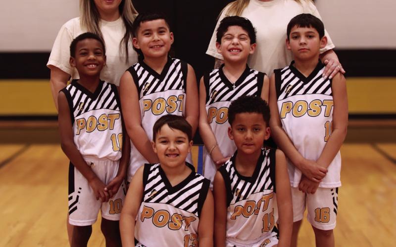 Boys 1st/2nd Coaches Valerie DeLeon, Whitney Williams, Sponsor B&amp;amp;B Roustabout, and players Lincoln Webb, Saiyge DeLeon, Trebor Segura, Joaquin Roman, Branson Taylor, Xander Menjares, Nathaniel Coronado. | WHITNEY DORSETT PHOTO