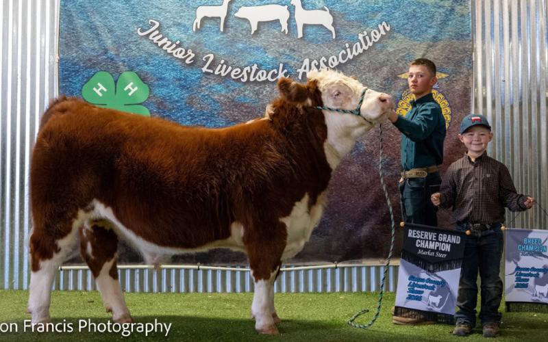 RESERVE GRAND CHAMPION ENGLISH STEER KYE BAKER