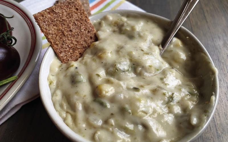 ThisIrishPotatoChowderrecipewon’tdisappoint! | ANGELINA LaRUE PHOTO