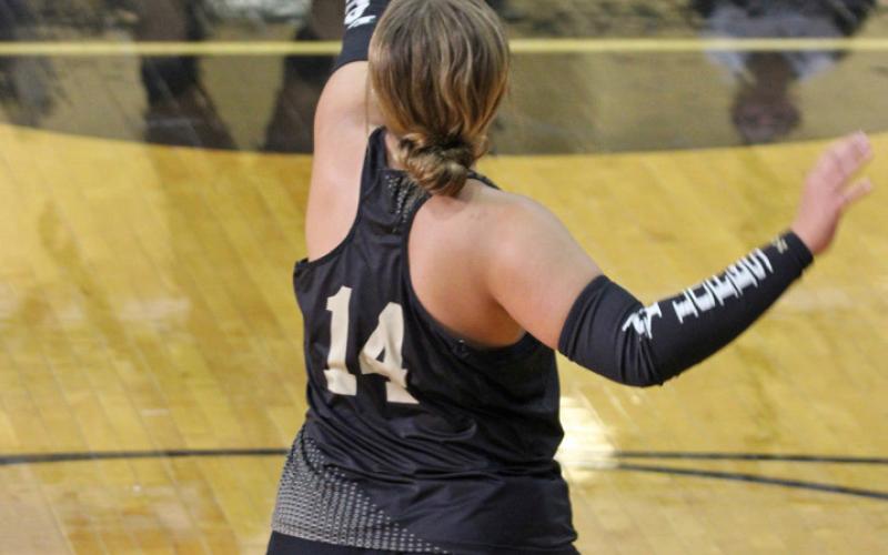 Lady Lopes earn fifth straight victory