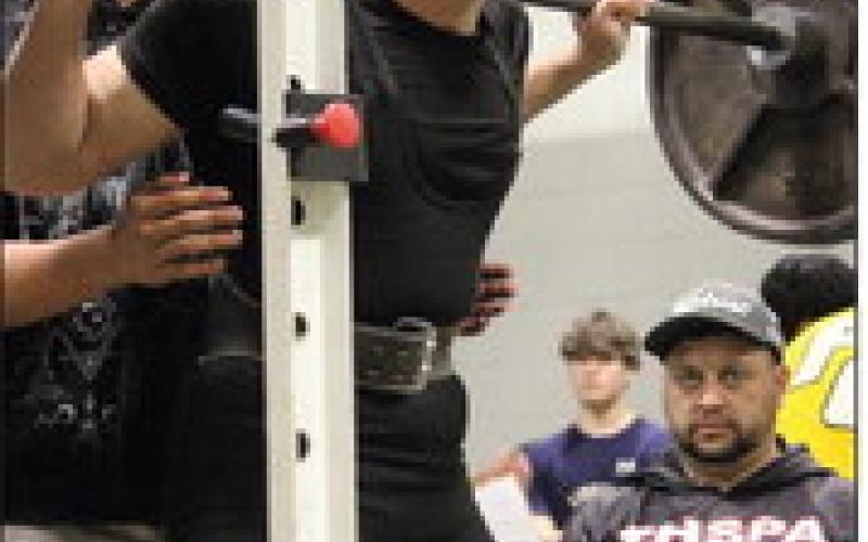 Bold Gold send eight lifters to Regional Powerlifting Meet