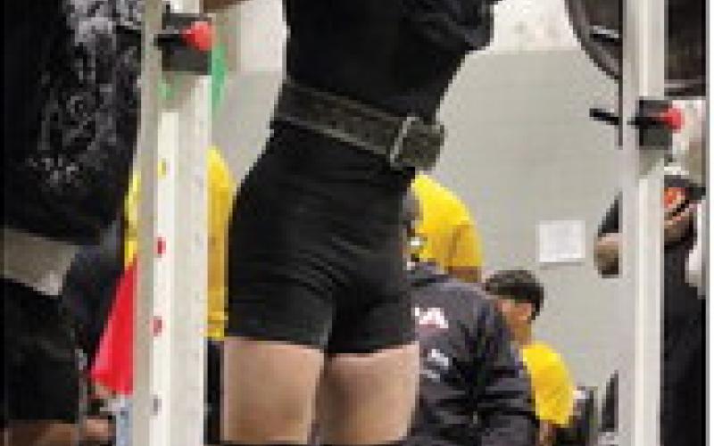 Bold Gold send eight lifters to Regional Powerlifting Meet