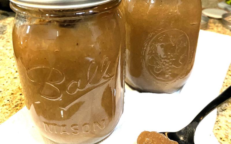 BUTTERY GOODNESS A warm, fragrant and delicious way to enjoy the bounty of apple harvests can’t match the experience, homemade apple butter ensures you know exactly what goes into it. Preparing it makes every spoonful both wholesome and satisfying. | ANGELINA LARUE PHOTO