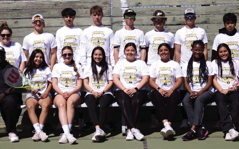 Bold Gold Tennis completes season