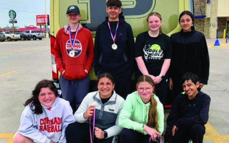 Jr High Track Team competes in Post JH Relays