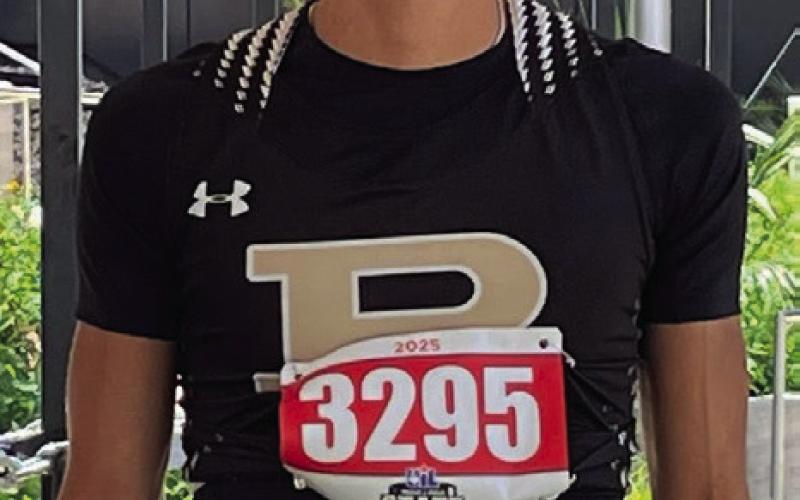 STATE TRACK Sean Ramos finished in 7th place in the 2A Boys 200m Dash with a time of 22.85 on May 3. | RUSS MORRIS PHOTO