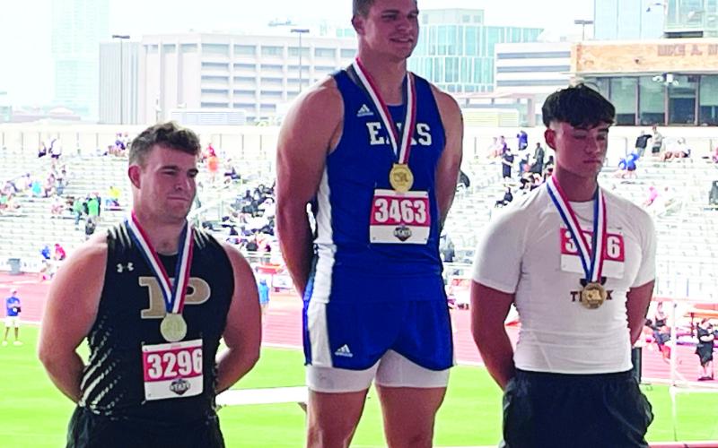 Bold Gold impresses at UIL State meet in Austin; Wright sets new school record in shot put with silver