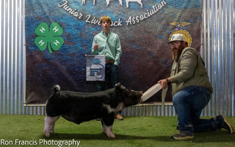 BREED CHAMPION BERK OAKLEY STRAWN-CASH