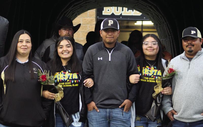 ANTELOPES SENIOR NIGHT