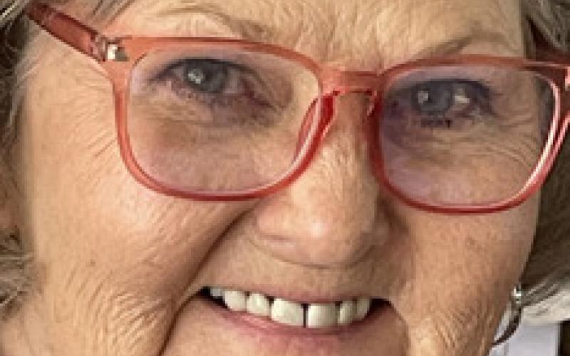 JULIA CHILDS