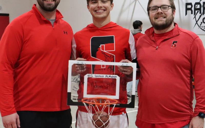Southland celebrates senior basketball players