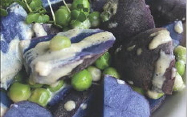 Royalty colors in a sweet dish
