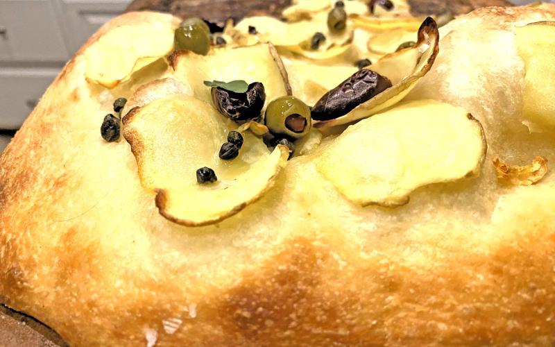 Who needs Cheese? Potato pizza steals the show!