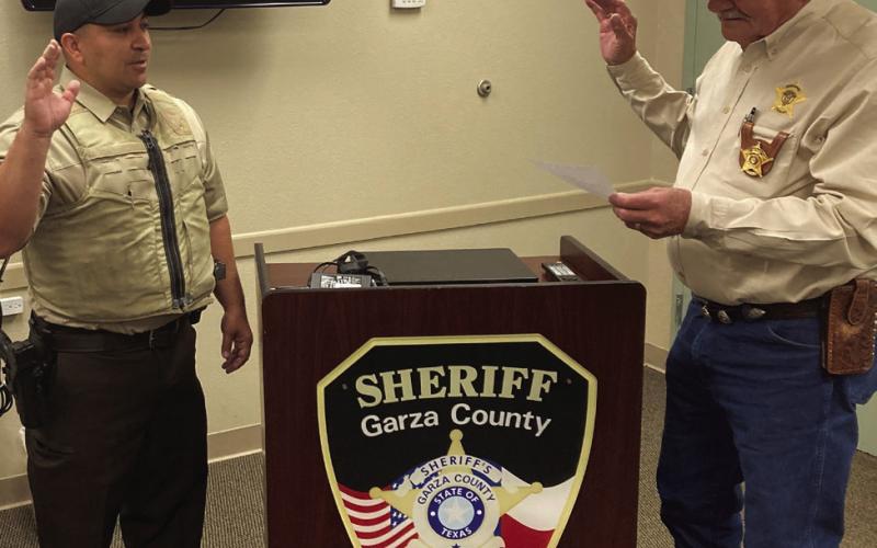 Sheriff Morgan swears in new officer
