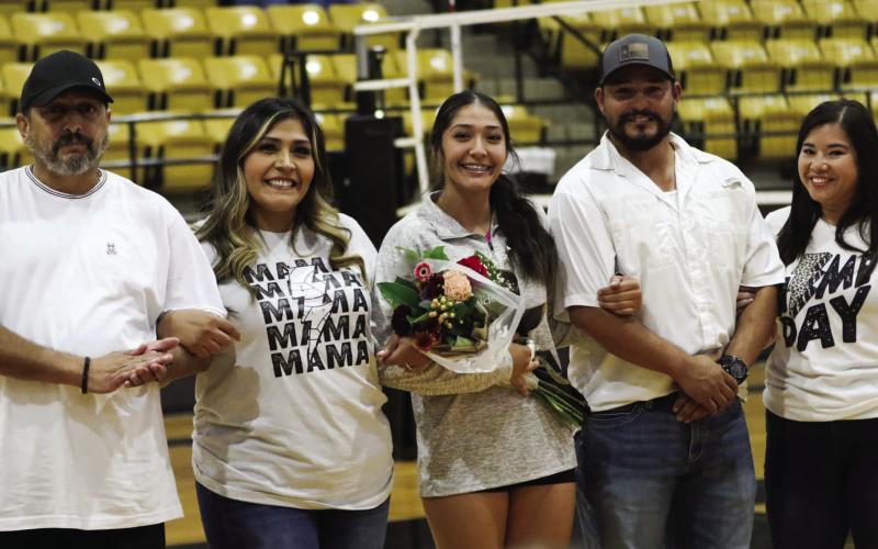 FAITH SANCHEZ Left to right Jose and Blia Alvidrez, Faith Sanchez, Zack and Crystal Sanchez.