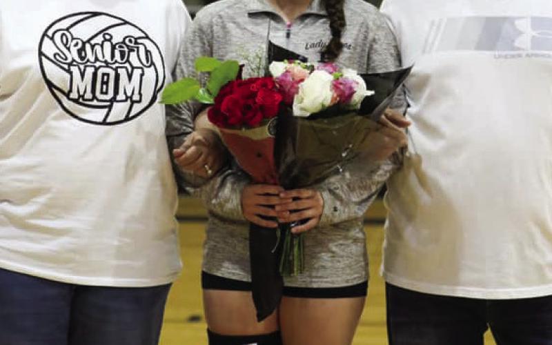 ALEXANDRIA HERNANDEZ Amber, Alexandria and Jose Hernandez | ABIGAIL RODRIGUEZ PHOTOS