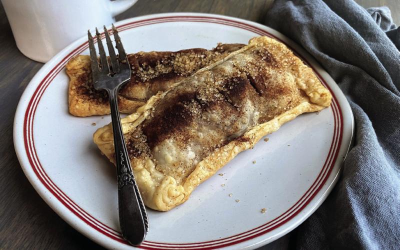 APPLE-DATE PIES A simple recipe with the right serving size. They are perfect for lunch boxes and curbing that mid-afternoon sweet tooth craving. | ANGELINA LARUE PHOTO