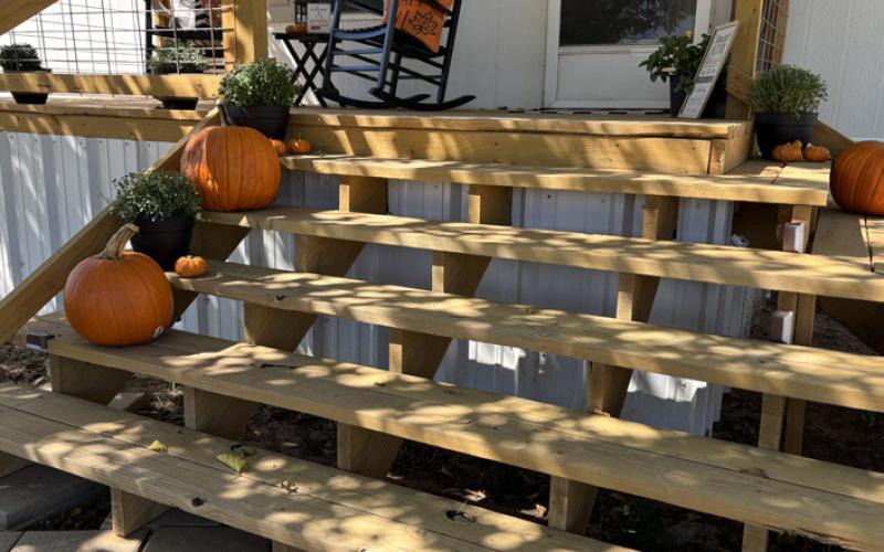 POST HOMES WELCOME FALL