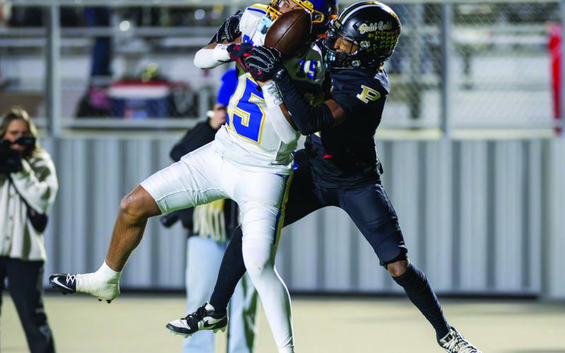 SEMI-FINAL VICTORY A close game between the Post Antelopes and the Sunray Bobcats last Friday, November 29, resulted in a Bold Gold win 34-31. | RON FRANCIS PHOTO