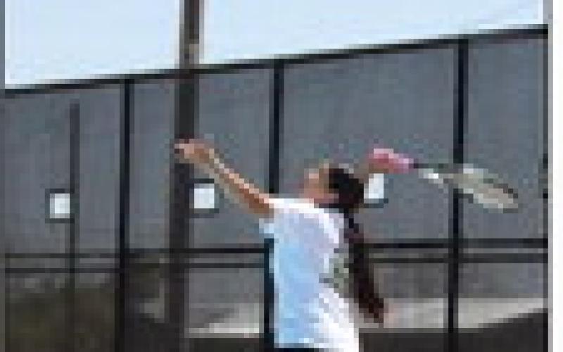 Bold Gold, Lady Lopes have strong showing at Levelland Tennis Tournament