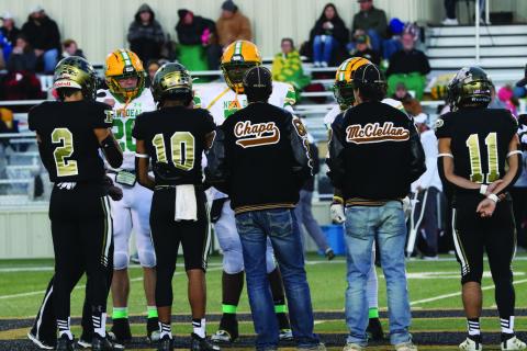 The Antelopes finished their 2022 football season with a loss to the New Deal Lions last Friday, 35-7. Post will finish the season with 2-8 and 1-4 in district play. Bold Gold Captains Cruz Navarro, Jamarion reed, Sebastian Chapa, Jacob McClellan, and Samuel Walls take to the field to meet the New Deal. Abigail Rodriguez Photo