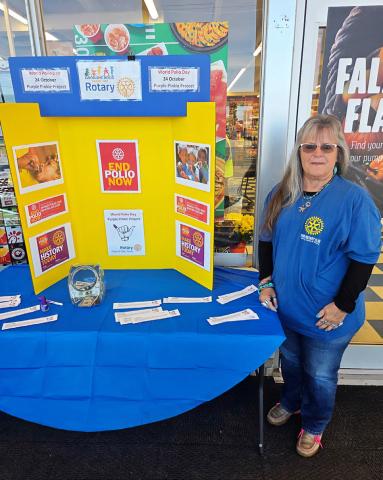 POST ROTARY Pam Atkinson volunteered at the Rotary Club table outside the United Supermarket Oct. 26. The club is raising funds to help eradicate polio, the national clubs’ focus. For every dollar raised, a child receives a vaccination. Post Rotary aims to raise $1,000 by mid-November. Atkinson says they raised $225 and some change in the four hours they were there. | COURTESY PHOTO