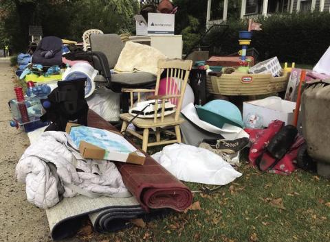 Council votes to discontinue curbside trash pickup