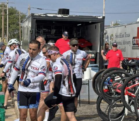 TEXAS BROTHERHOOD Thirty-seven first responders from the Texas Brotherhood pedaled their way to Southlake Park.